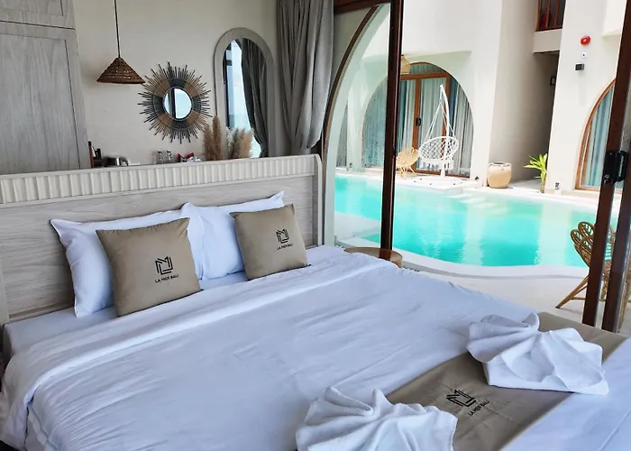 Отель La Bali Mui Ne